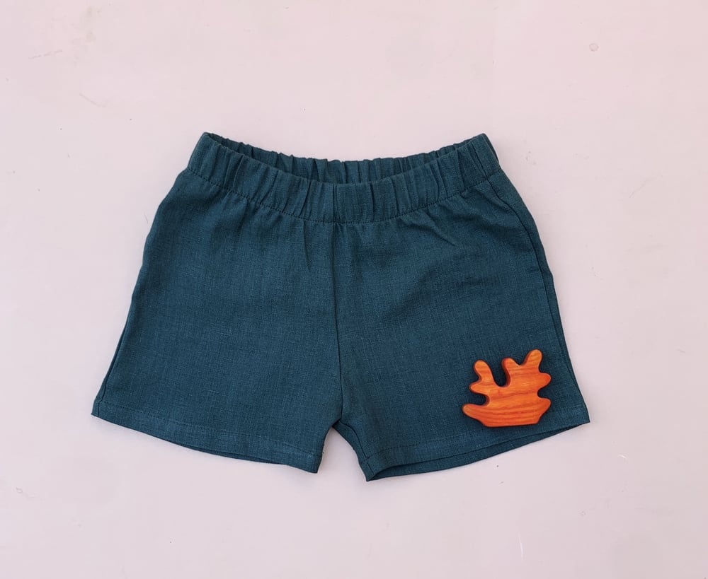 Image of Everyday linen shorts forest