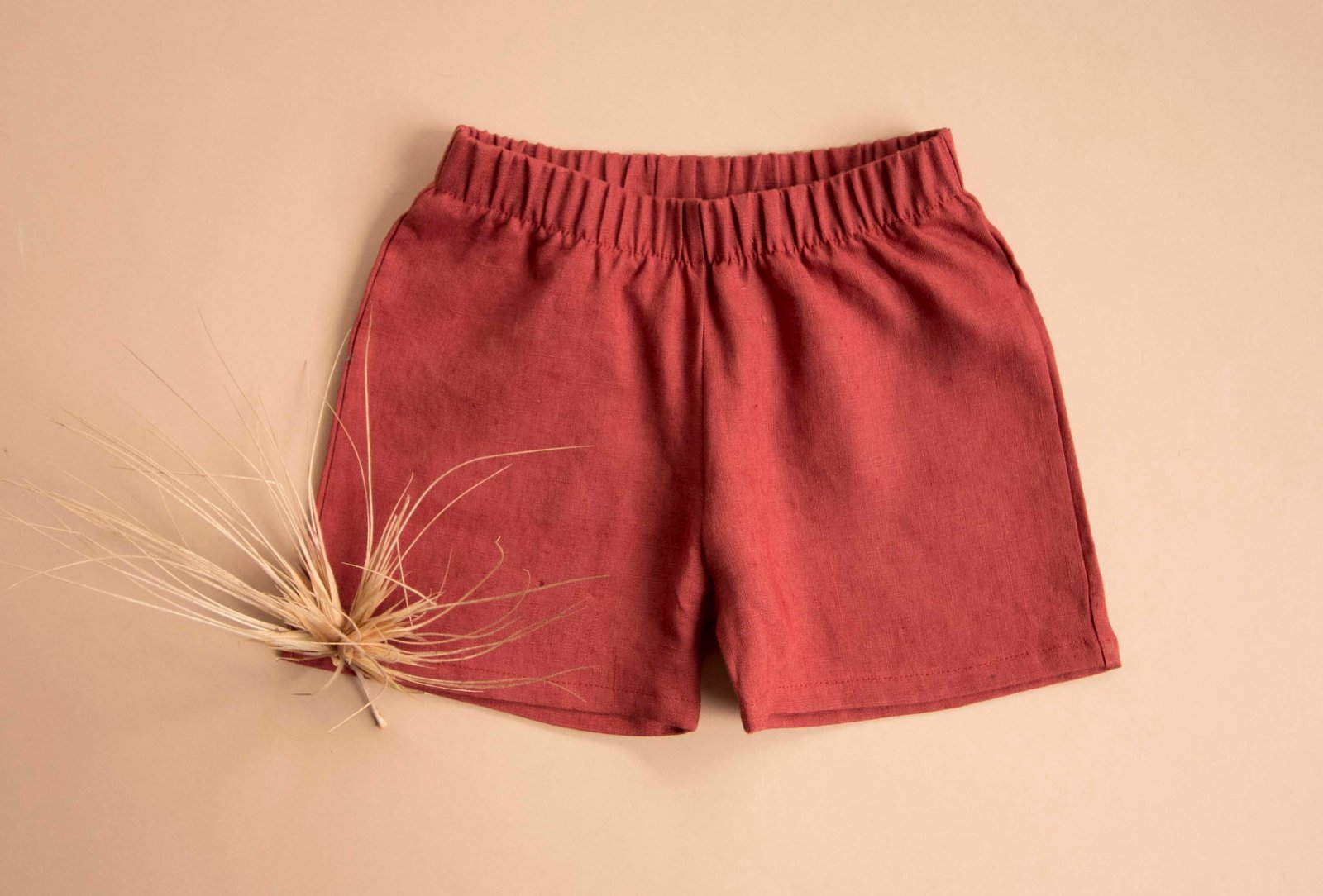 Image of Everyday linen shorts brick 